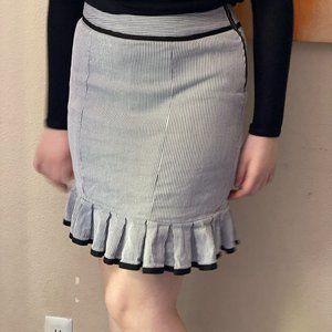 Larry Levine Black and White Striped Skirt